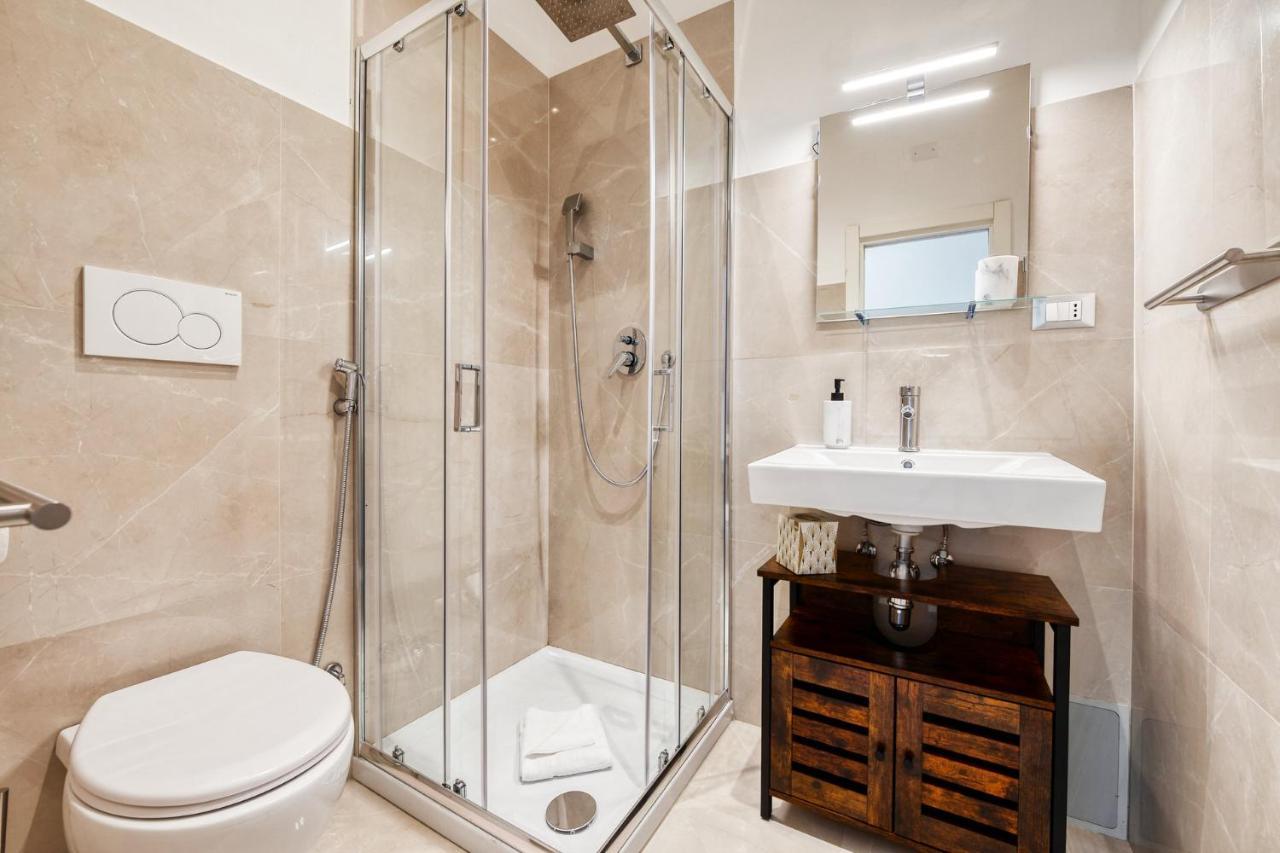 3 Rooms 3 Bathrooms - Lovely Apartment Close The Vatican Rome Exterior photo