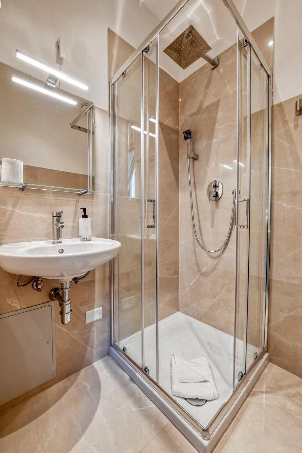 3 Rooms 3 Bathrooms - Lovely Apartment Close The Vatican Rome Exterior photo